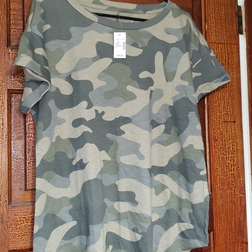 24/7 Camo tee